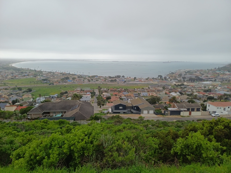Commercial Property for Sale in Hoogland Western Cape